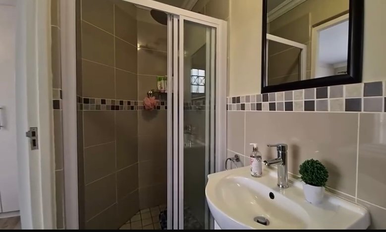 3 Bedroom Property for Sale in Beacon Bay North Eastern Cape